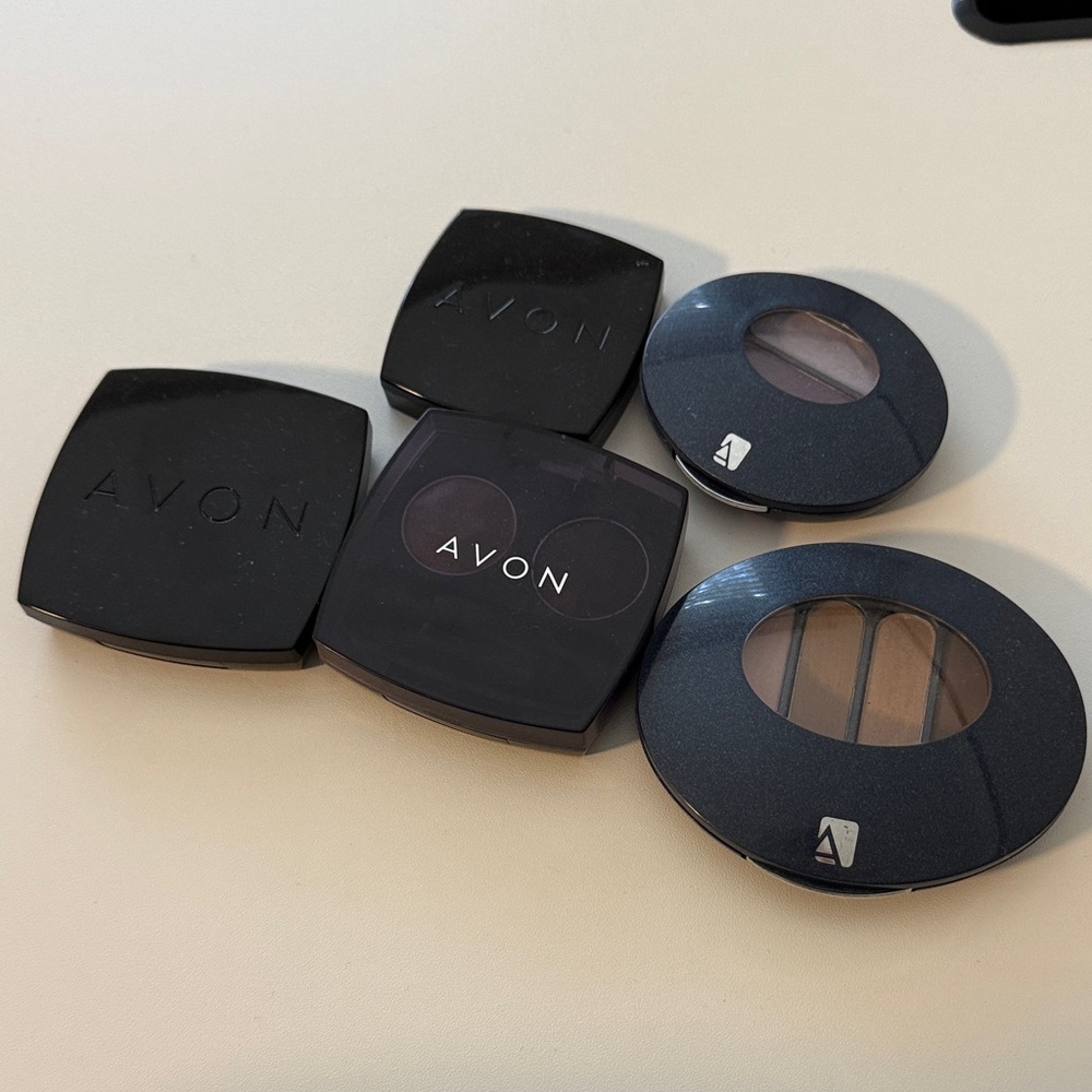 Avon eye shadow Makeup Compacts